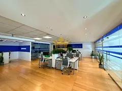 Prime location | DED License | Chiller Free | Next to tram