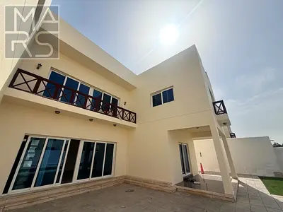 Hot Offer | A Capacious 5BR Villa with Pool | Just 170K 1P Barashi