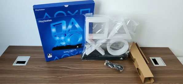 [URGENT SALE | CASH ONLY] PlayStation Icons Light XL with Box