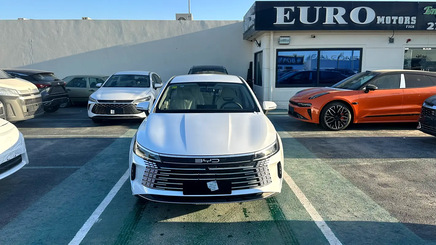 BYD Destroyer 05 2025 — photo 1 of 10