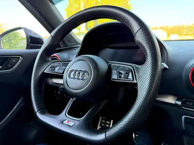 صورة 9 لـ 2019 AUDI S3