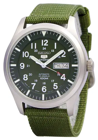 Original seiko made in  Japan green 780 Aed new condition