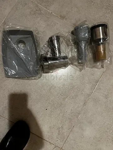 Meat grinder