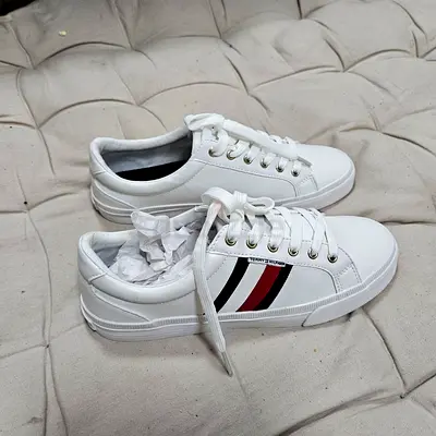 Tommy hilfiger women sneakers
