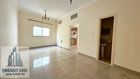 ONE MONTH FREE : NEAR KING FAISAL STREET VERY NICE 2 BHK WITH BALCONY AND WARDROBE