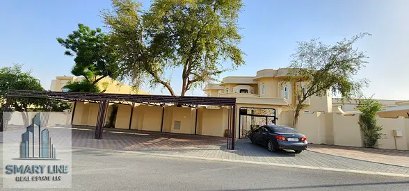 Luxury 10 Bedroom Hall Villa with 2 Kitchens and Huge Space for Parking and Big yard area