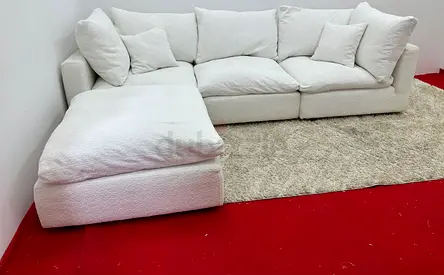 Amazing condition feather 🪶 filled sofa