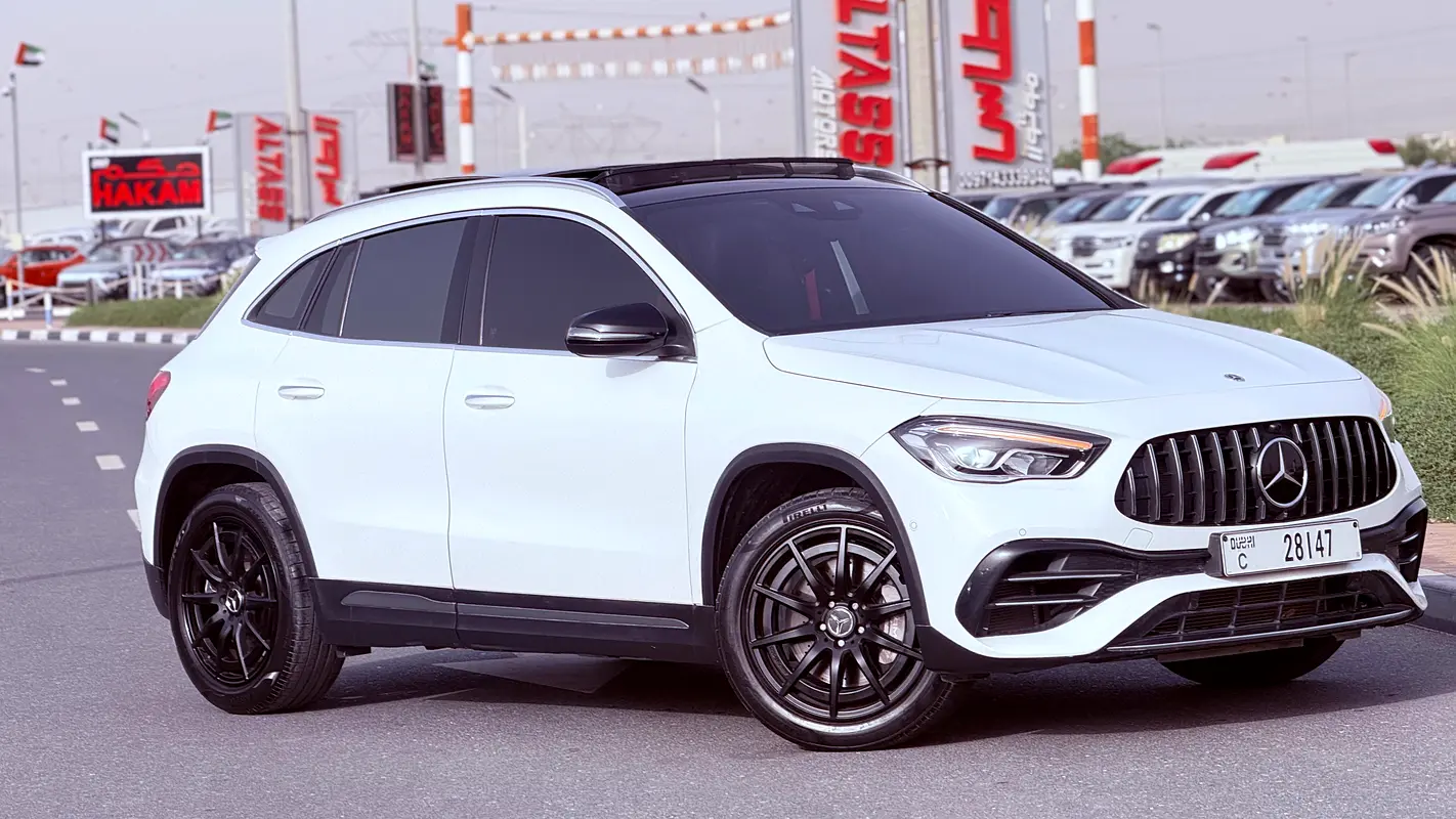 Mercedes-Benz GLA-Class 2022 — photo 1 of 20
