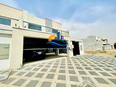 Best offer 5bhk townhouse for rent just 155k