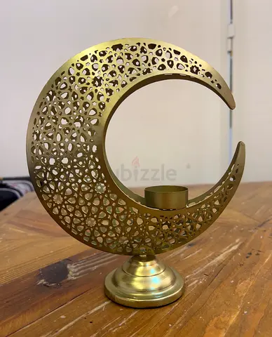 Decorative Gold Crescent Moon Candle Holder
