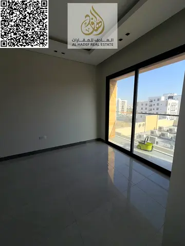 A spacious one-bedroom apartment with a beautiful open view. Prime location close to all services a