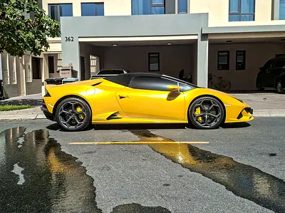 2023 Lamborghini HURACAN thumbnail 4