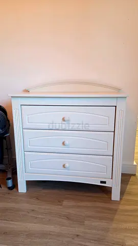 White 3-Drawer Chest of Drawers