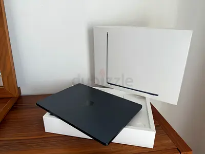 MacBook Air 15 inch M3-chip Midnight 2024 for sale