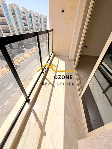 2 bhk Presious with Balcony open view 2 Bath