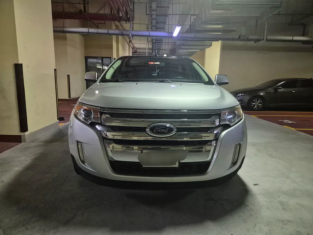 Ford Edge 2013 — photo 1 of 15