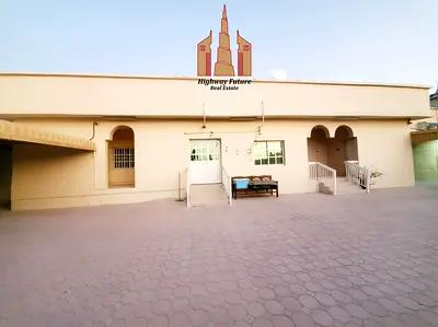 5Bed room Hall Majlis big yard parking in ghafiya 90k last