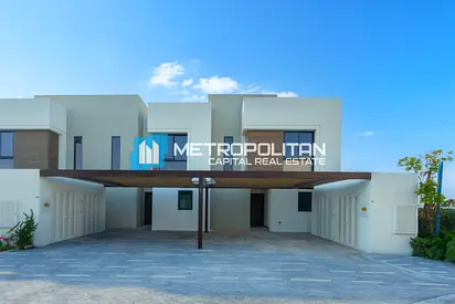 Vacant | Single Row | Corner 3BR+M | Furnished