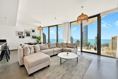 New Modern 2BD in Stella Maris Tower, Dubai Marina