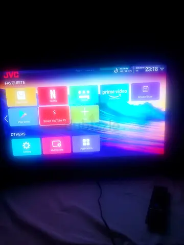 32 inch smart tv for sell