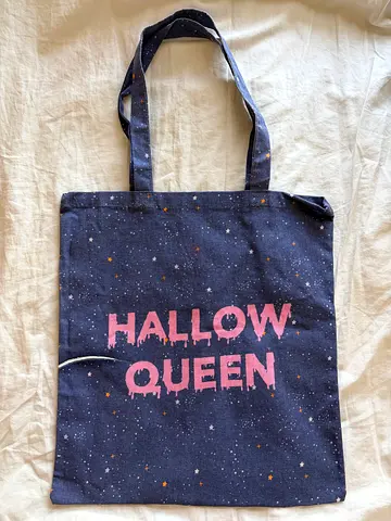 Hallo Queen Canvas Tote Bag