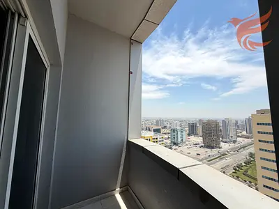 3BR Apartment with Dual Balconies & Stunning Sea View