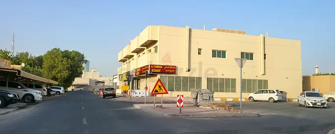 One executive bed space is available only for Kerala people in Al Quoz 1. Price: AED 1,300