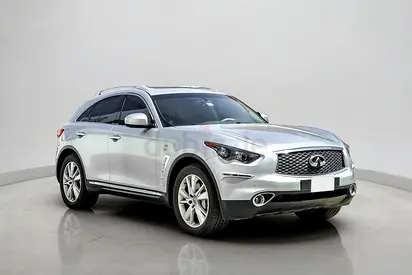 2017 Infiniti QX70 Luxury 3.7L | GCC Specifications