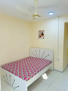 Fully Furnished Room Available in Bur Dubai