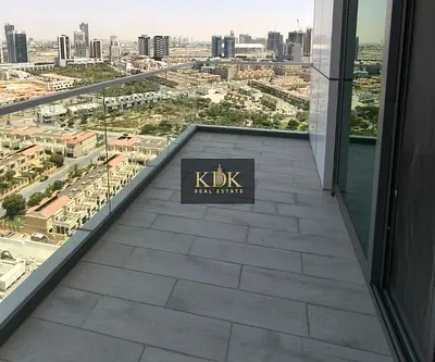 Spacious with Open View l Ready to move l Prime Location