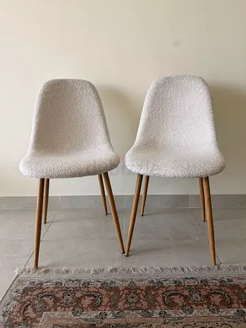 Table chairs