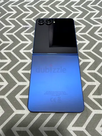 Samsung Galaxy Z Flip7 12GB 256GB Blue Shadow Like New