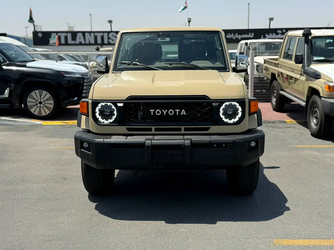Toyota Land Cruiser 70 Series 2025 — photo 1 of 15
