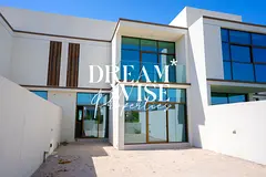 Single Row | Luxurious Townhouse | Prime Location
