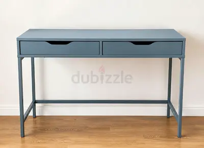 Excellent IKEA computer table
