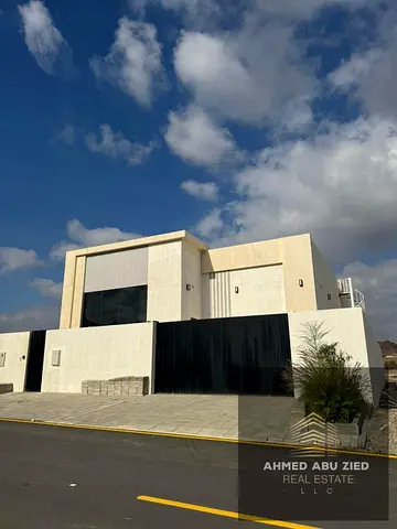 Luxury furnished villa for annual rent in Ajman | 2 bedrooms | 4 bathrooms | Maid room | Storage |
