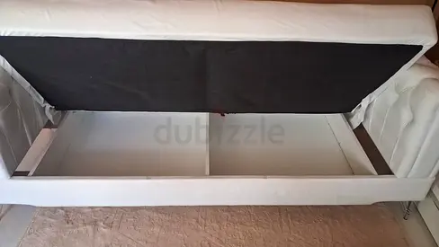 White Upholstered Ottoman Storage Bed - Single/Small Double Sofa