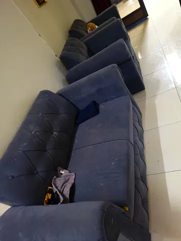 Used tufted navy blue velvet 3-seater sofa (needs cleaning)