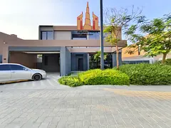 Brand New Spacious Signature Villa With Individual Swimming Pool 350K