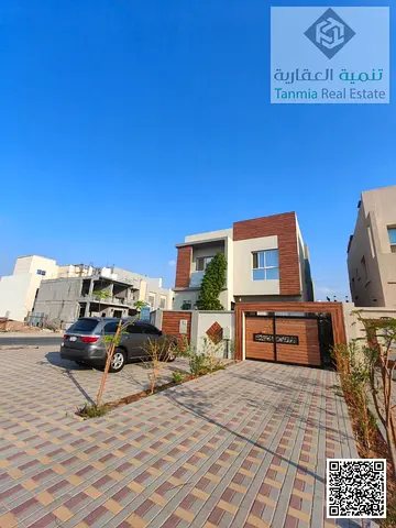 فيلا زاوية فاخرة للبيع الياسمين عجمان | أمام مسجد | إطلالة مزرعة | شامل ماء وكهرباء وتكييف | 1,850,000