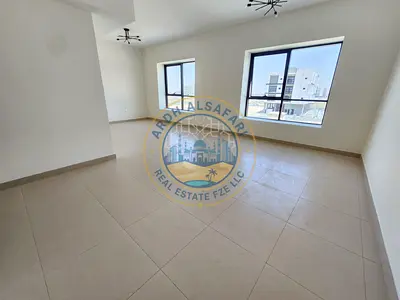 Spacious 2bhk with balcony and 4 washroom mend room 1mohtn free tilal city
