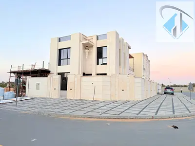 فيلا فاخره _ شامل رسوم تسجيل _ في موقع جيد _ قريبه من جميع الخدمات _ تشطيب ممتاز _ الافضل في عجمان