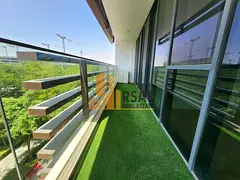 Close Kitchen 2 BR ● Laundry Room ● Very Spacious