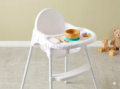 White Baby High Chair with Detachable Tray