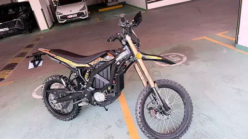 Ultra Bee 2025 Off-road Electric Dirt Bike in excellent condition