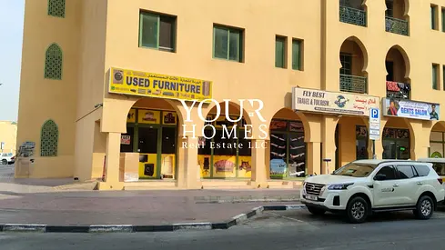 Prime Corner Retail | High Foot Traffic | Ideal for Restaurant