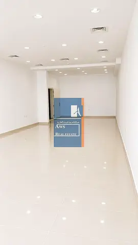 Spacious Road Facing Shop in Prime Commercial Location