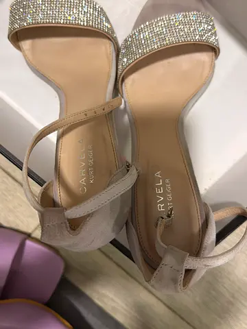 Sandal