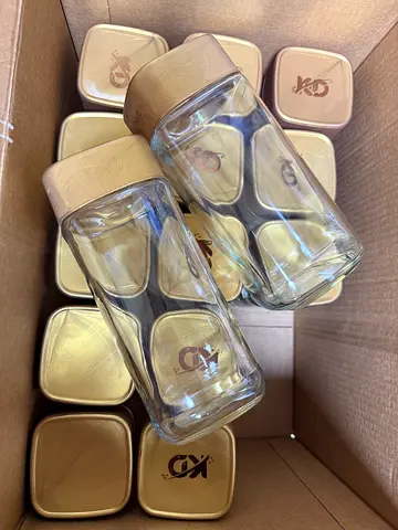 Glass jar