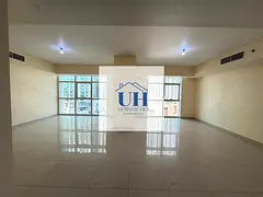 2BR Apartment | Pool | Gym | Marina Square | Reem